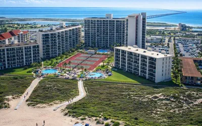 Photo 5 - High Floor 3BR Corner, Beachfront Saida Towers SPI