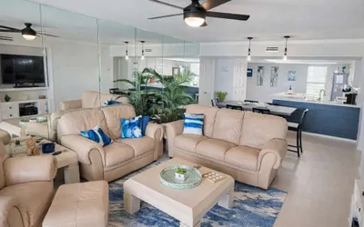 Photo 2 - High Floor 3BR Corner, Beachfront Saida Towers SPI