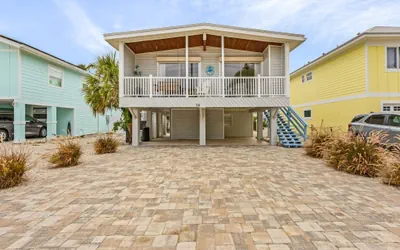 Photo 3 - 230 Palermo - Private 2-Level Home, Heated Screened Pool, Beach!