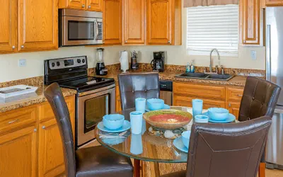 Photo 3 - * 4 bedroom 2 Level Home * 50 yards from Beach