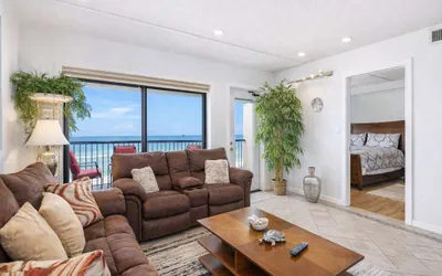 Photo 3 - 3BR 10th Floor Views, Beachfront Saida Towers SPI