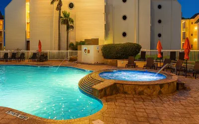 Photo 2 - Bahia Mar Beachfront "Remodel " Water Views