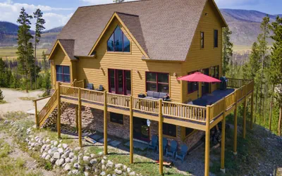 Photo 2 - Grand Chalet at Grand Lake