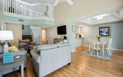 Photo 4 - Fairway Beach Retreat