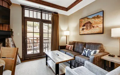 Photo 5 - Luxury 1 Bedroom Condo with Slopeside View