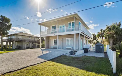 Photo 2 - Beach Arcade 4BR Home with Pool & Grill-Sleeps 12