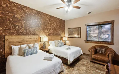Photo 2 - Room 12 - Gooseberry Mesa