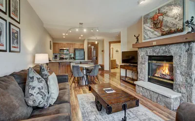 Photo 3 - Cozy Ski Chalet with Large Balcony