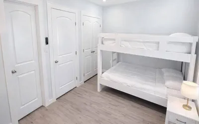 Photo 5 - Newer 3BR Townhome | Sleeps 10 | 2 Level | Bayside
