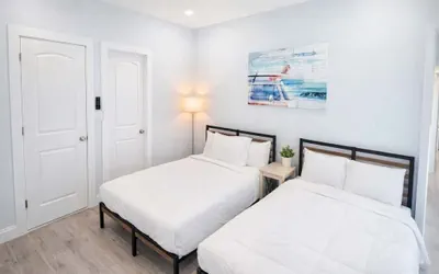 Photo 4 - Newer 3BR Townhome | Sleeps 10 | 2 Level | Bayside