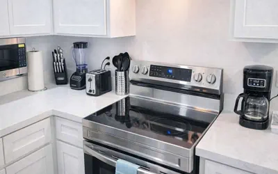 Photo 4 - 3BR Newer Townhome | Bay & Beach | Sleeps 10 | SPI