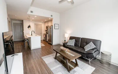 Photo 3 - 1 Bedroom apartment in Uptown Charlotte