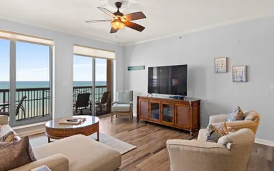 Photo 2 - 1703 Margate Oceanfront Condo + Resort Access