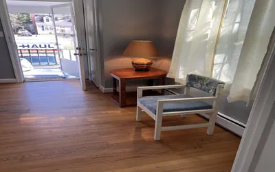 Photo 5 - Naval Base Home - 5BR/2BA - Wi-Fi, Pet Friendly, Parking, Extended Stays Welcome