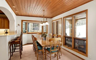 Photo 5 - Ski-In/Ski-Out Luxury Townhome with Stunning Views