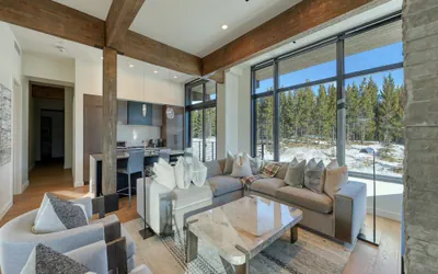 234 LakeLodge