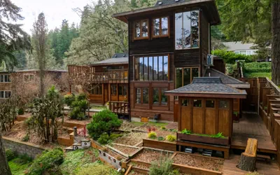 Lumbermill Modern-Zen Retreat w/Game Room Near UO