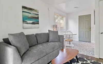Snug Spot 68 - Close to Downtown & Autzen