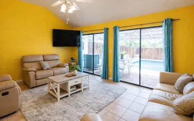 Photo 5 - Sparky’s Pool House | Private 2 Levels | BBQ | SPI