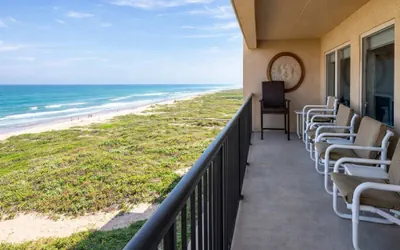 Photo 5 - Direct Beachfront Condo-Jacuzzi-Elevator-SPI