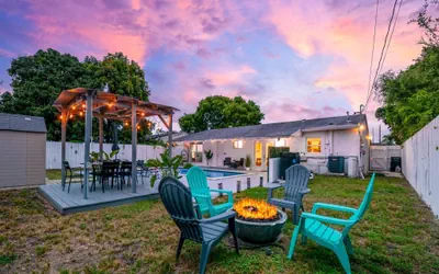 Photo 2 - Family-Friendly Oasis with Heated Pool BBQ FirePit