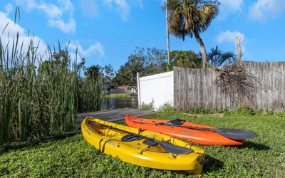 Photo 3 - 2 Homes - 4 MN to Madiera BCH - Hottub - HTD Pool