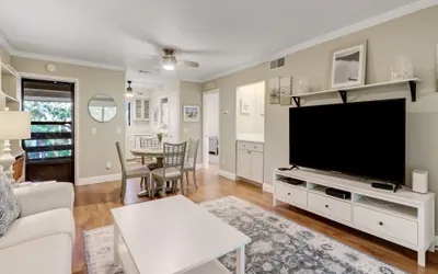 Photo 4 - Sunset Bliss: 2BR Condo w/ Pool in Amelia Island