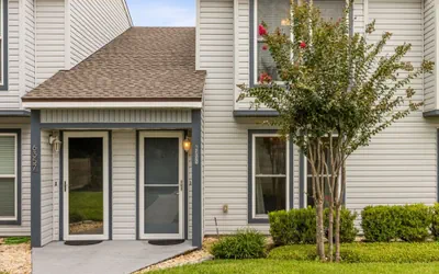 Photo 2 - Pet Friendly Beach Retreat | Fernandina Shores - 6355