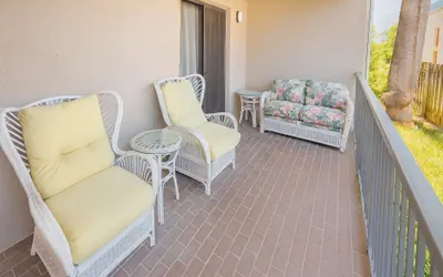 Photo 5 - 1st Floor 2BR | 250 Steps to Beach | No Stairs SPI