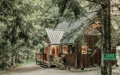 Photo 3 - 32MBR - BBQ - Pets Ok - Wood Stove - Sleeps 7