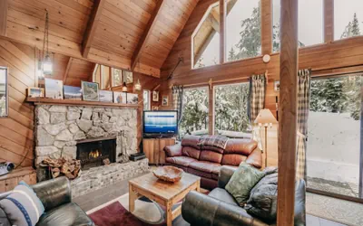 Photo 3 - 53MBR - Hot Tub - Wi-Fi - Sleeps 6