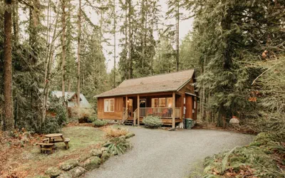 Photo 2 - 095GS - Hot Tub - WiFi - Pets Ok - Sleeps 4