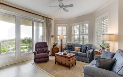 Photo 2 - Ocean Place Condo with Direct Access to the Beach