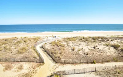 Photo 2 - Diamond Beach 414