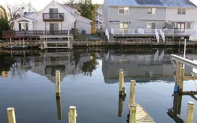 Photo 2 - Harbour Club B16