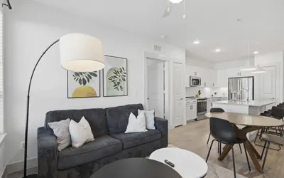 Beautiful 2BR near PGA & Universal Studios | Sleeps 6
