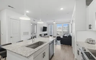 Photo 5 - Beautiful 2BR near PGA & Universal Studios | Sleeps 6