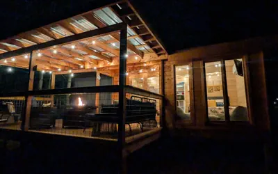 Photo 2 - Brand New Cozy Spruce Cabin - Couples Getaway, The Caverns, Waterfalls, Hiking Trails