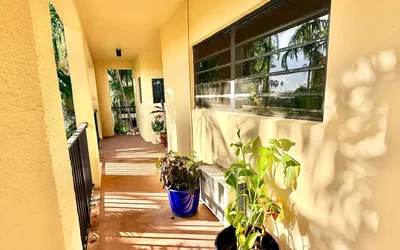 Photo 4 - Sunset Oasis - 2Br Beach Front Condo