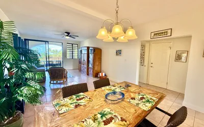 Photo 3 - Sunset Oasis - 2Br Beach Front Condo