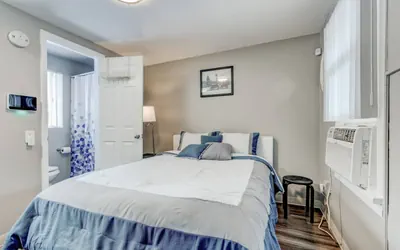 Photo 2 - Boutique Studio in Olde Town | Walk to Light Rail