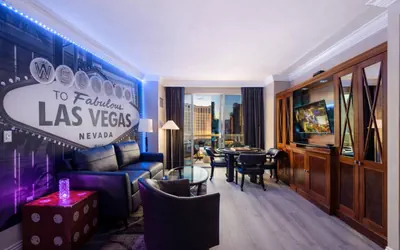 Vegas Nights @ Signature MGM | On LV Strip!
