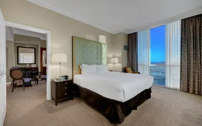Photo 2 - Jackpot! 34th floor Penthouse on Vegas Strip!