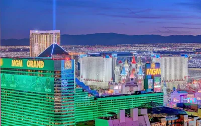 Sin City Skyline Condo on the LV Strip!