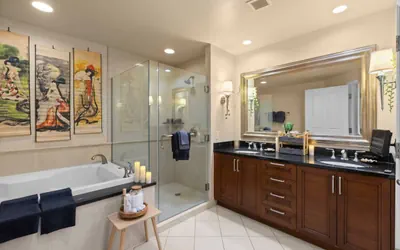 Zen Spa Suite / On the Strip / Amazing View!