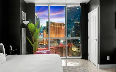 Photo 5 - The Vanderpump Suite On LV Strip w/ Balcony