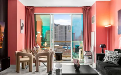 The Vanderpump Suite On LV Strip w/ Balcony