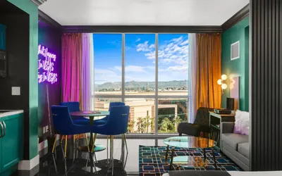 Photo 3 - The Joker Suite On LV Strip/LazyRiver/Remodeled