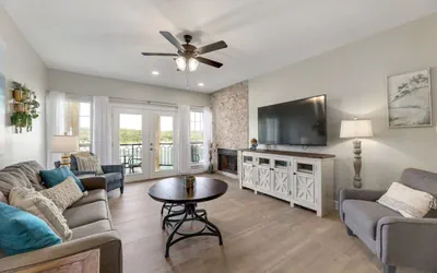 Photo 4 - Lakeside Serenity (3221)