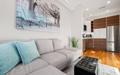 Photo 5 - Family Cove: Quiet & Modern 2 bed | Suite 10